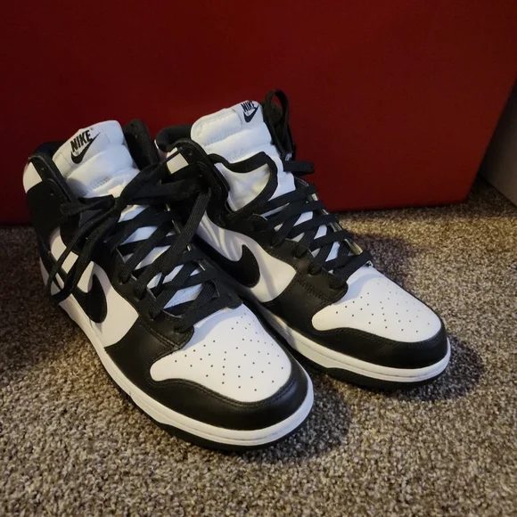 Nike | Shoes | Nike Size 1 Blackwhite Panda Hi | Poshmark display picture 1